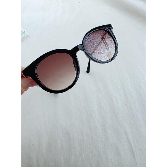 New Oscar de la Renta Sunglasses Retro Cat Eye Gold Black Side Logo NWT Pinup main image 8
